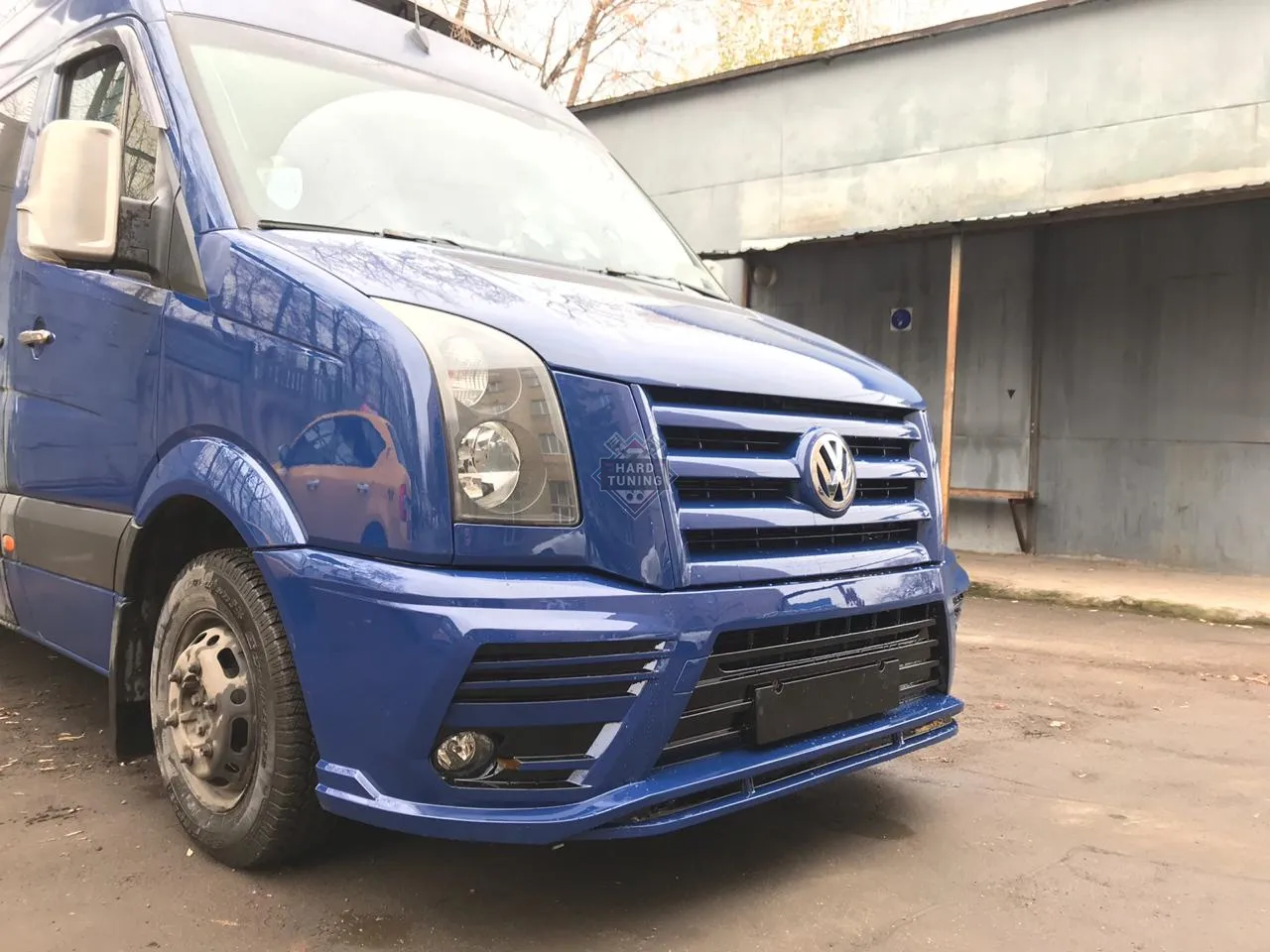 Передний бампер HT Volkswagen Crafter 1 ABS пластик