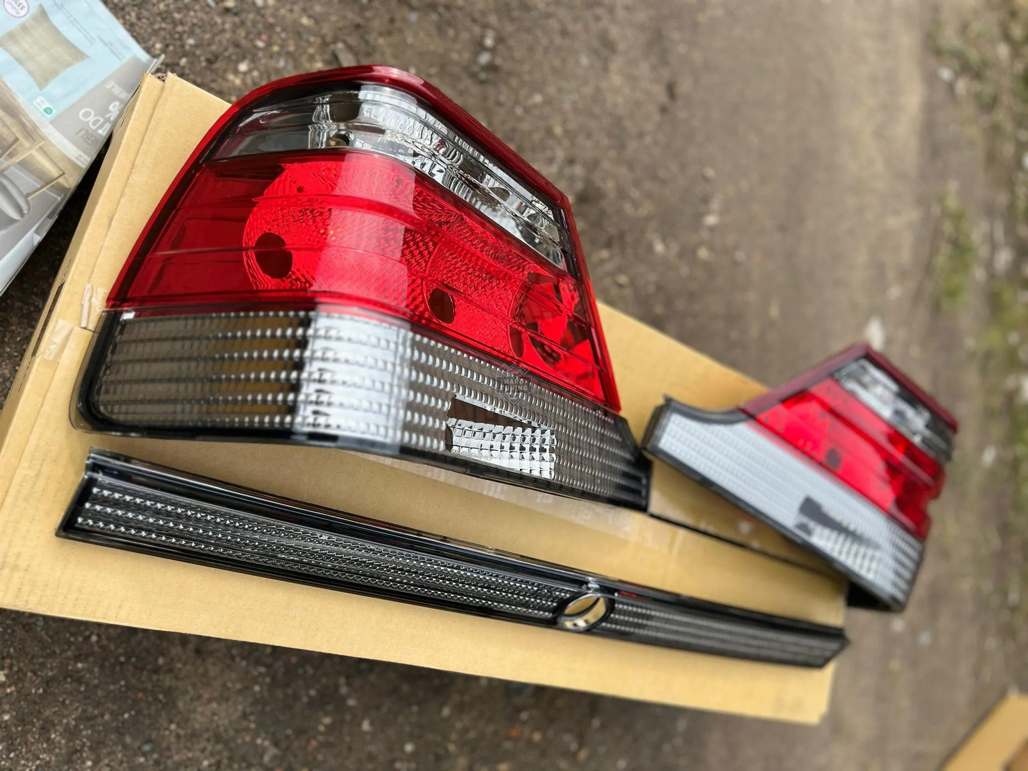 Задние фонари Mercedes W140 (1995-1998) красно-тонированные