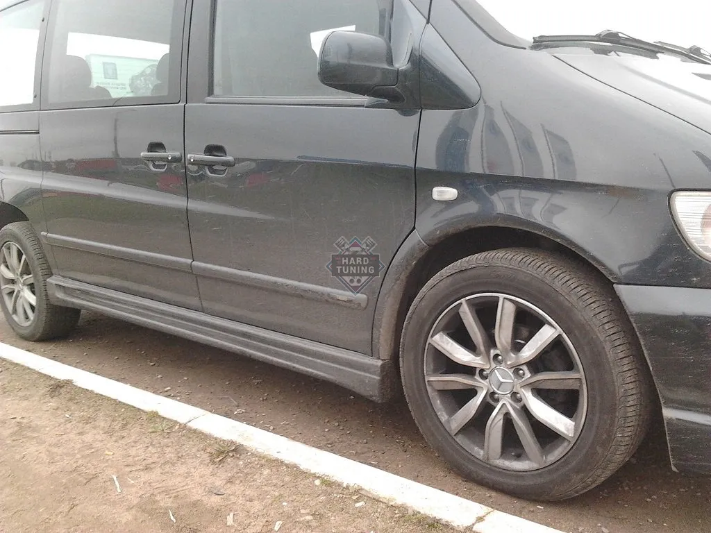 Накладки на пороги Neodesign Mercedes Vito (W638)