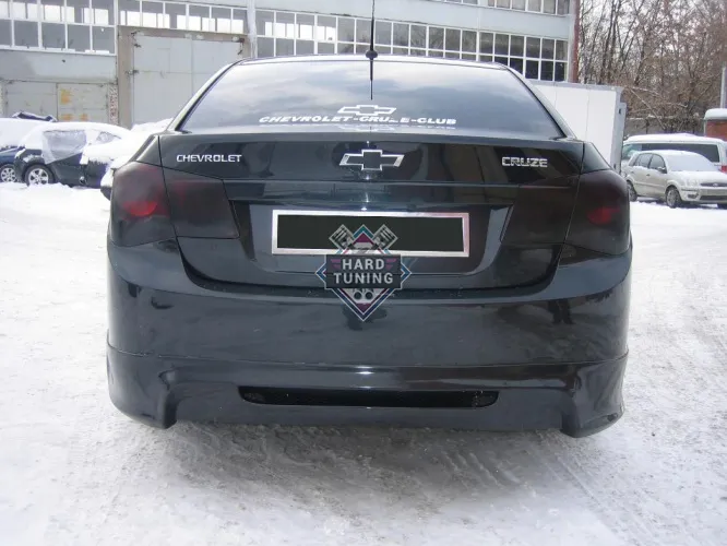 НАКЛАДКА НА ЗАДНИЙ БАМПЕР SPORT LINGYE CHEVROLET CRUZE ДОРЕСТАЙЛИНГ