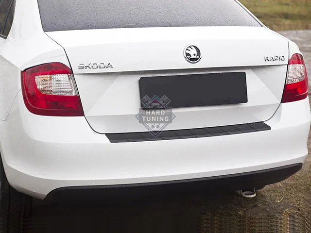 Защитная накладка заднего бампера Skoda Rapid (2012 - н.в.) (под покраску)