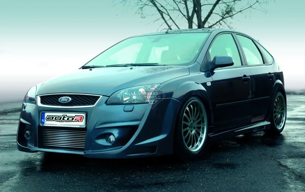 Передний бампер AUTO-R Ford Focus 2
