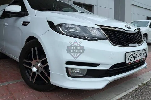Клыки на передний бампер KIA Rio 3 рестайлинг