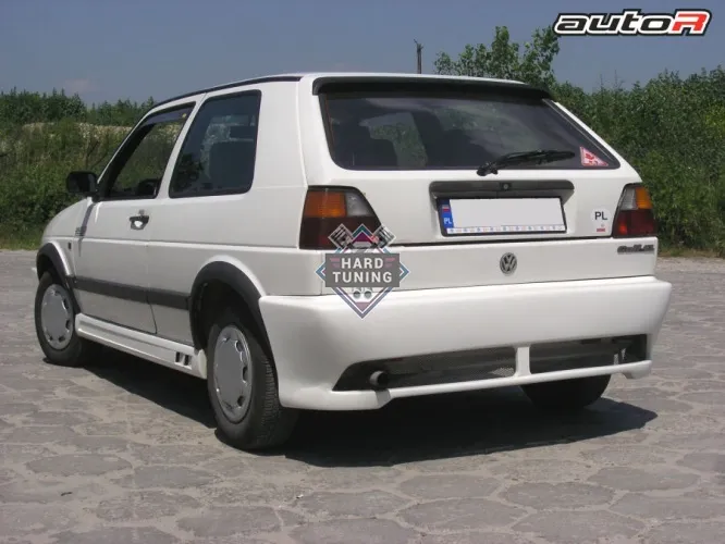 Задний бампер Auto R Volkswagen Golf 2