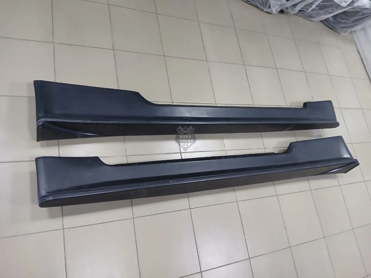 Накладки на Пороги Do-Luck Nissan Skyline R34