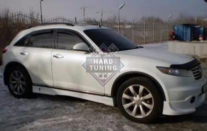 Накладка на передний бампер TOREO Infiniti FX35/FX45 (S50)