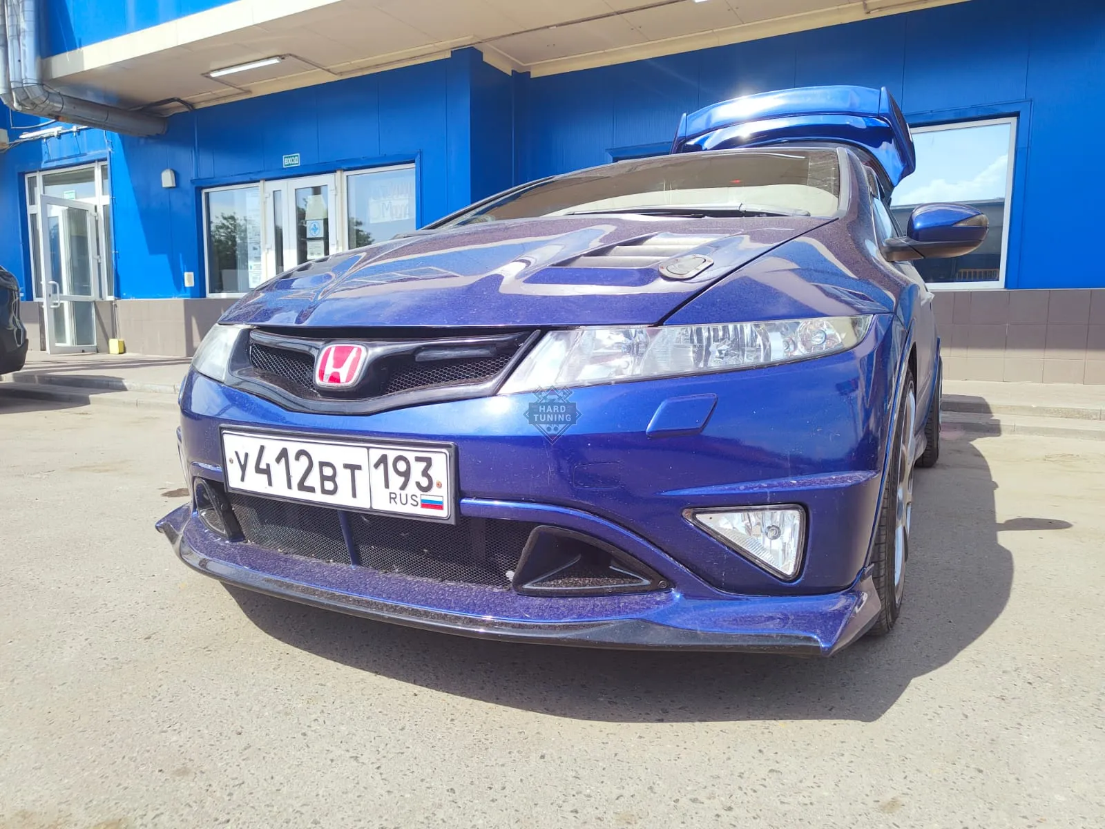 Накладка на передний бампер MUGEN Honda Civic 8 5D