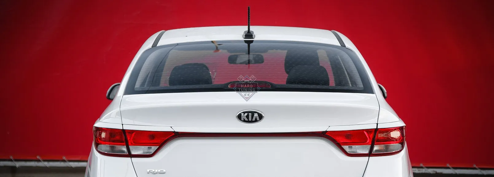 Накладки на задние фонари KIA RIO 4 2017-2020