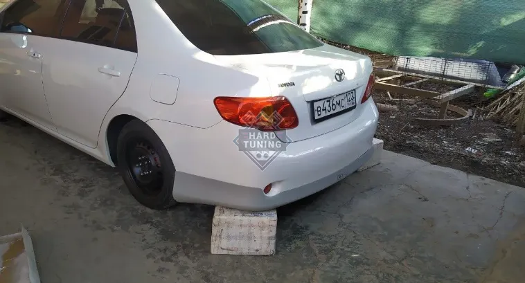 Накладка на задний бампер v2 Toyota Corolla E140/E150 Дорестайлинг
