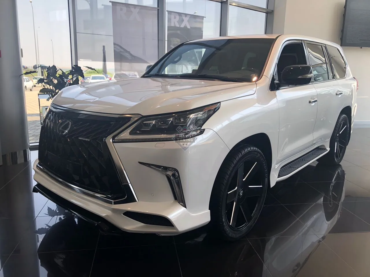 Решетка Радиатора HEMMES LEXUS LX570/450 (2016+)