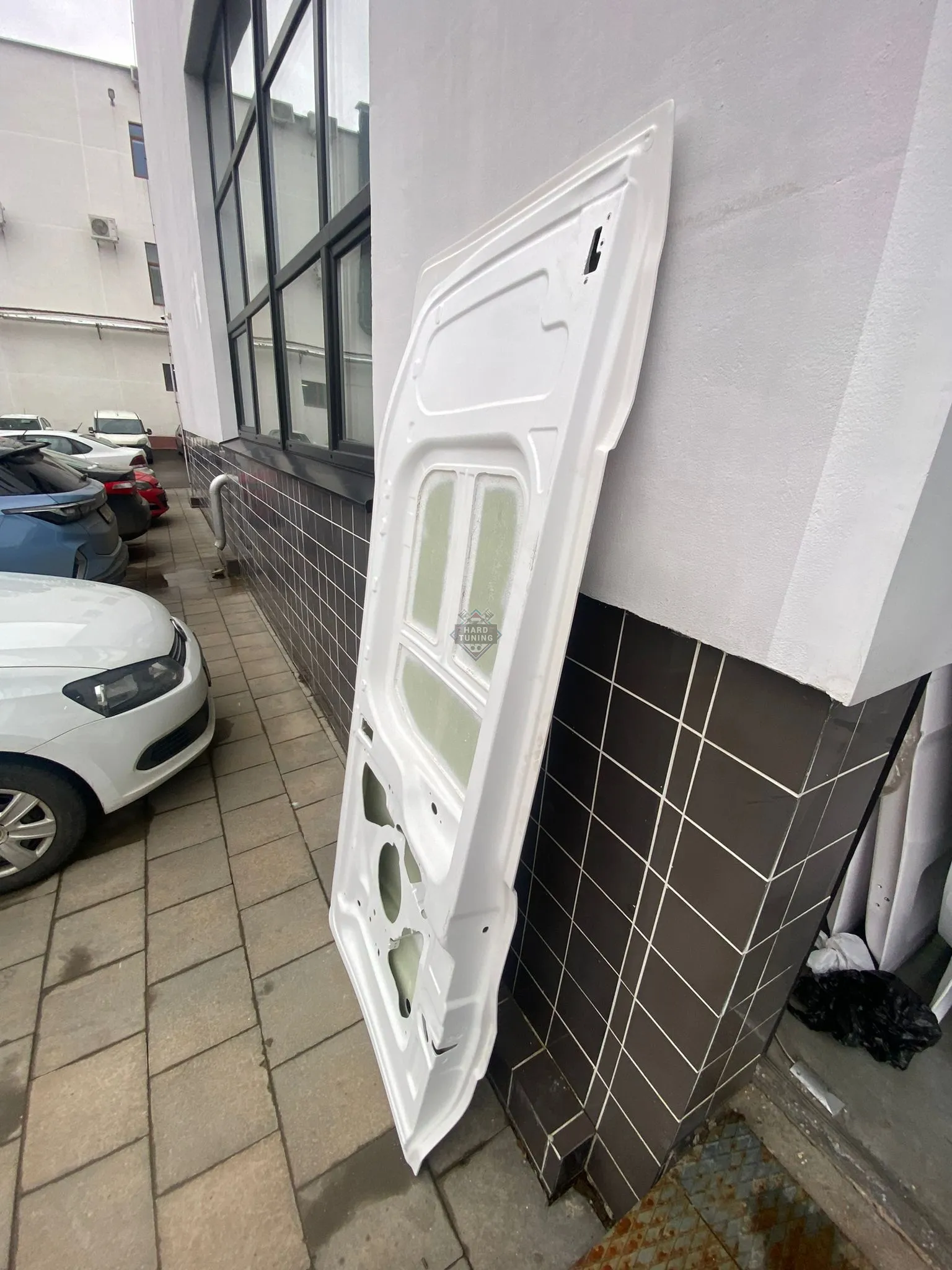Задние двери распашные Ford Transit 8 (2013-2023) высокая крыша комплект