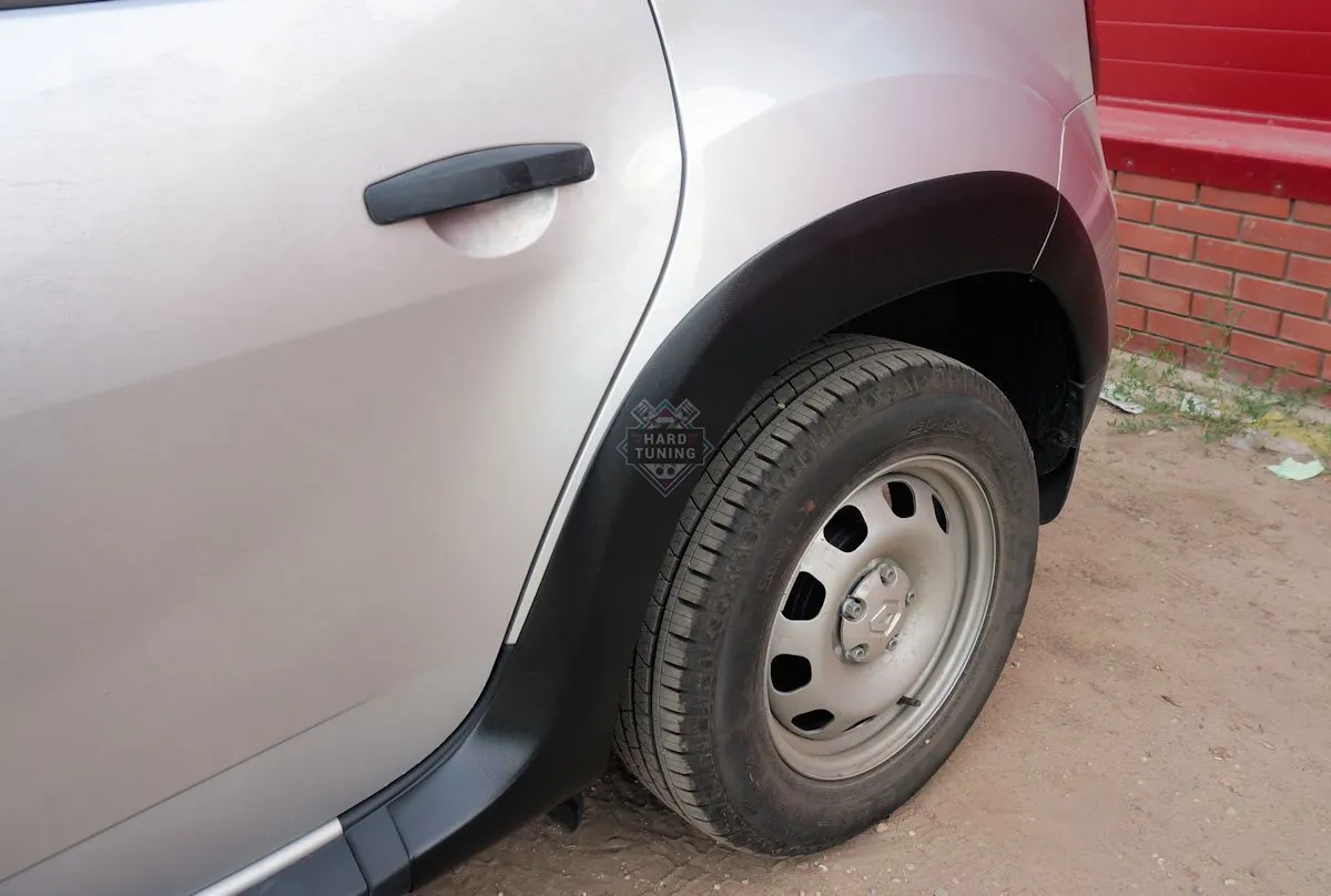 Расширители арок (глянец) Renault Duster 2010-2015