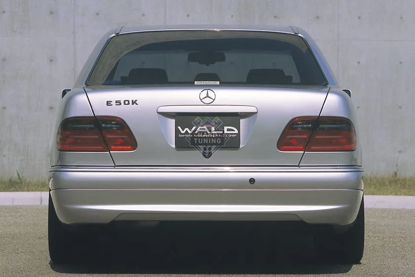 Накладка на задний бампер WALD INTERNATIONAL Mercedes E-Class W210
