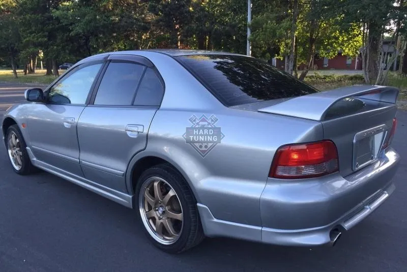 Задний бампер Viento Mitsubishi Galant 8