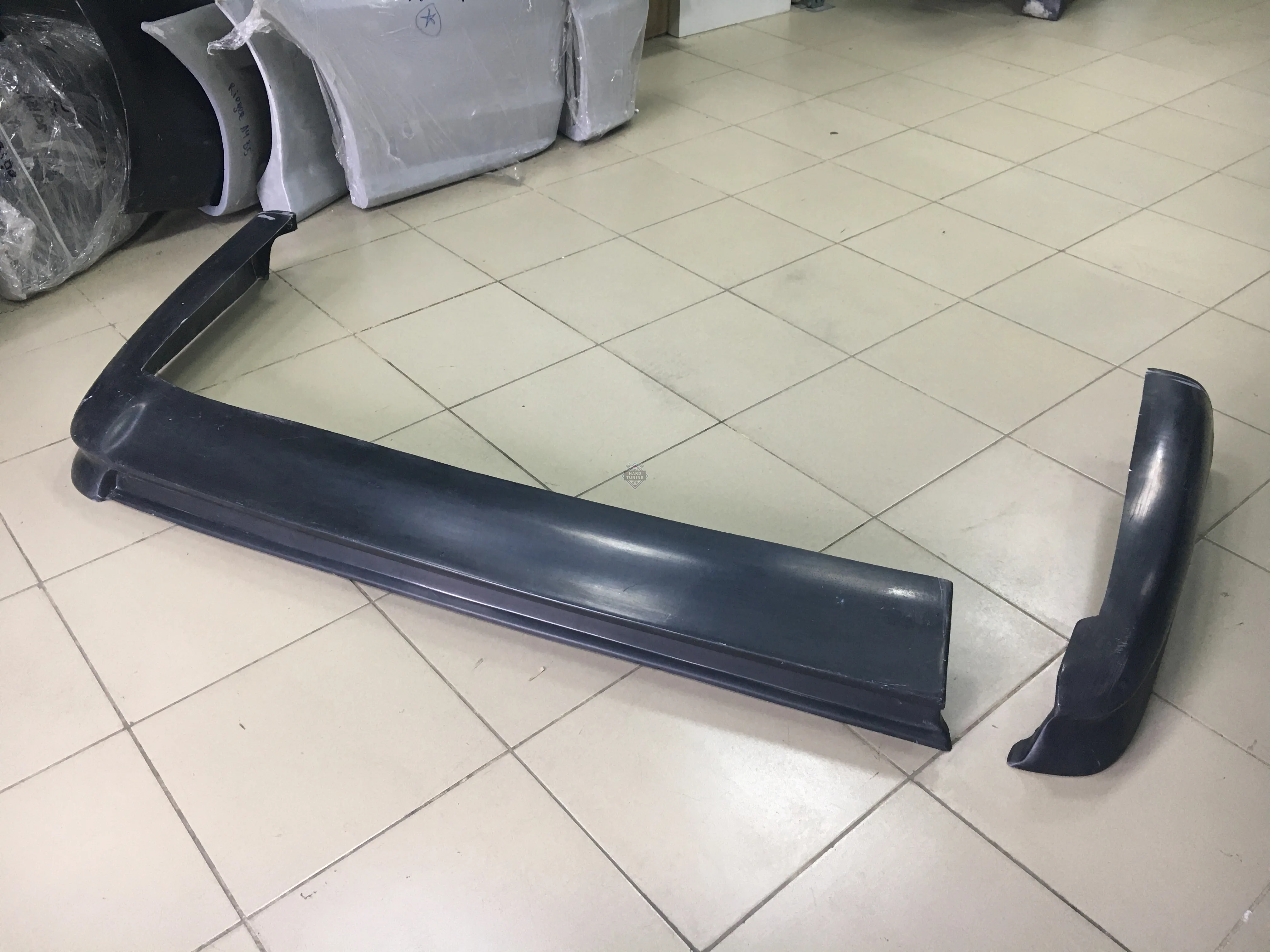 Накладка на задний бампер ZENDER BMW E34