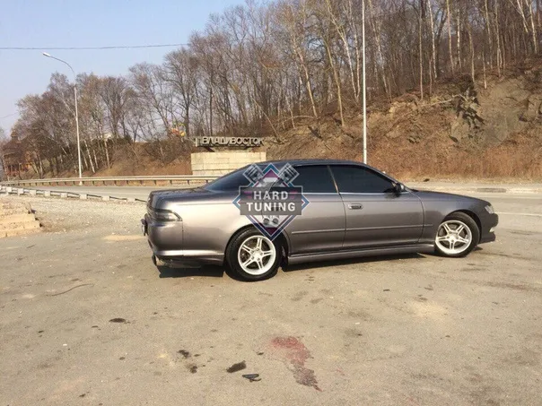 Накладки на пороги Tourer на Mark 2 90