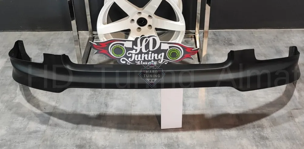 Накладка Aero на передний бампер Subaru Forester SG Рестайлинг
