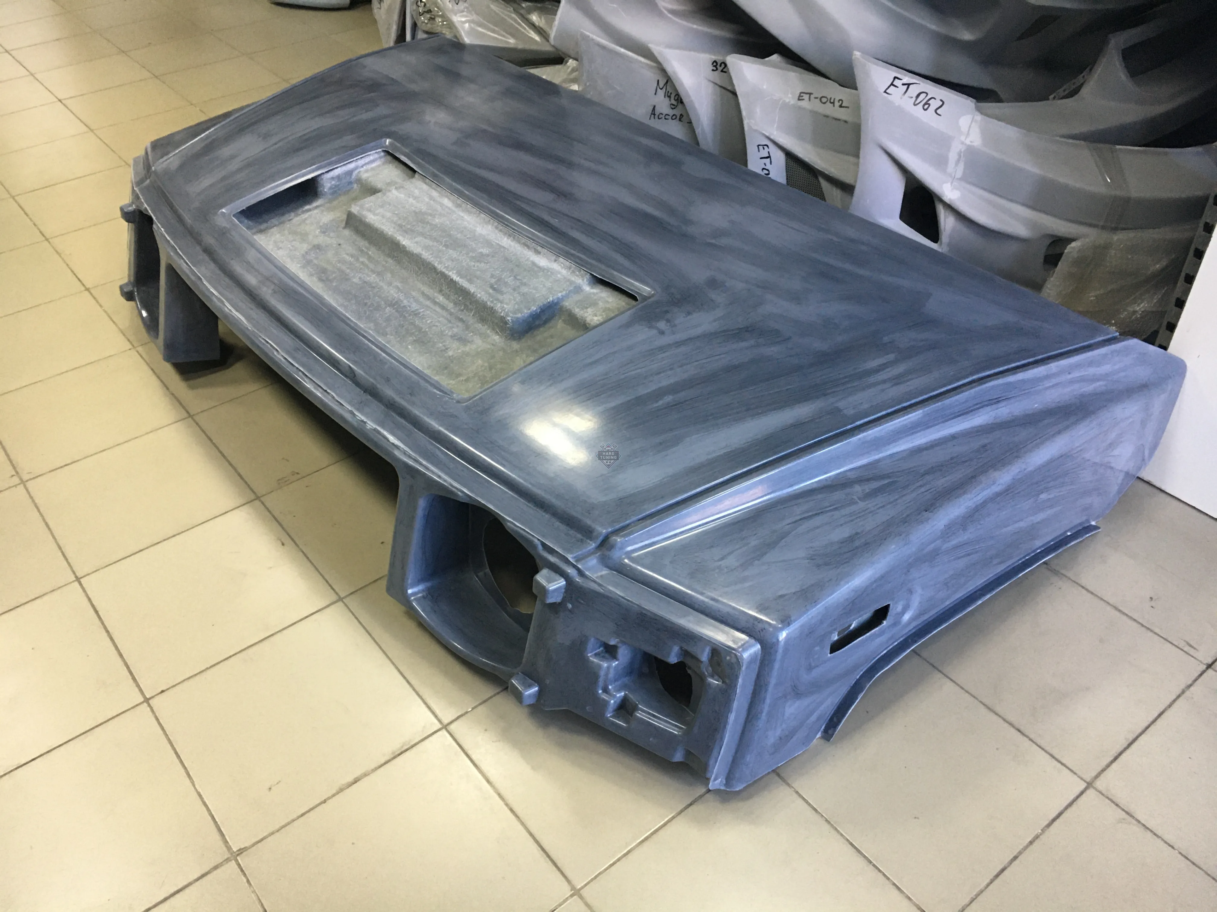 Капот штатный Hummer H2