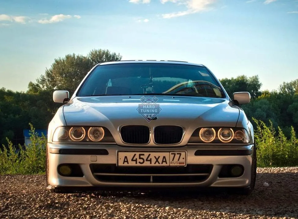 Передний бампер M Style BMW E39 с планкой
