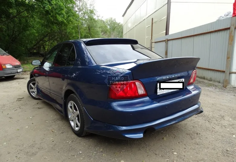 Накладки на пороги CYBER Mitsubishi Galant 8