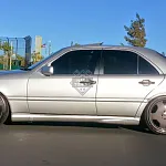Накладки на пороги AMG F43 Mercedes C-Class W202