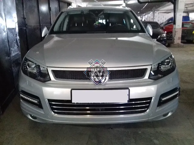 Решетка радиатора HT на Volkswagen Touareg NF
