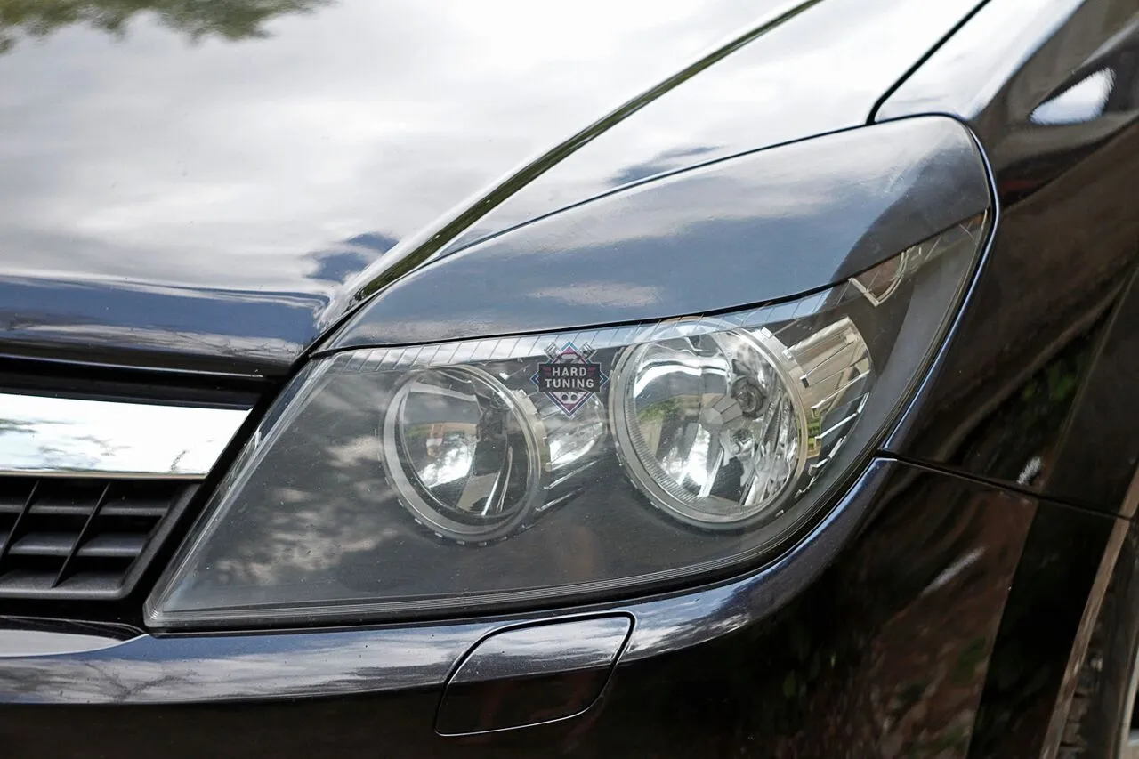 Накладки на фары широкие Opel Astra H/GTC (2005-2011)