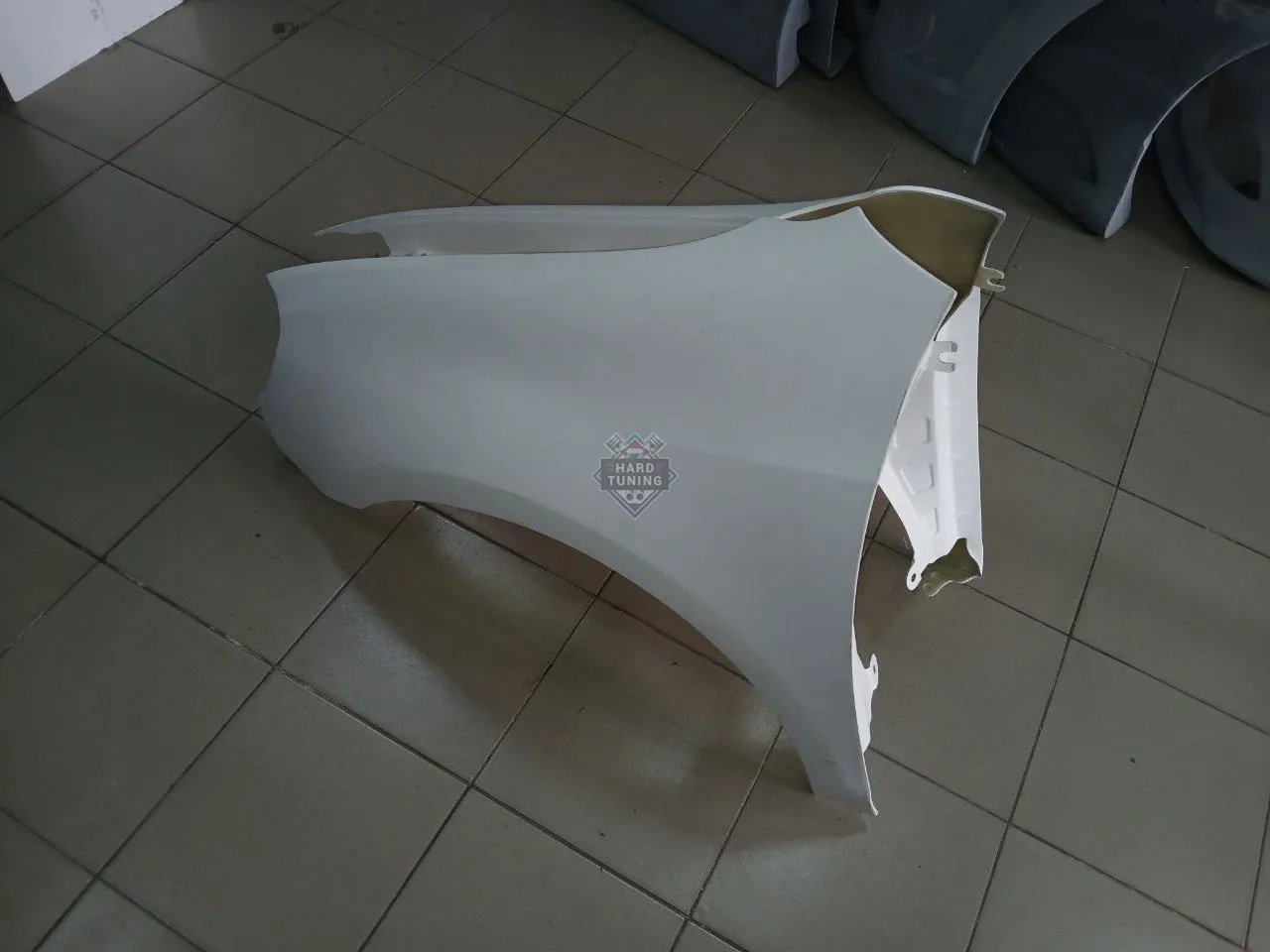 Передние крылья пластиковые штатные комплект Volkswagen Golf 6
