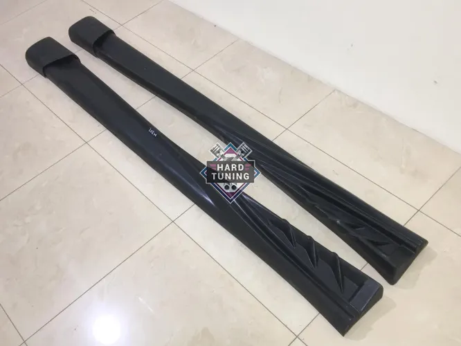 Накладки на пороги Weber Sport Mitsubishi Carisma 1995-2004