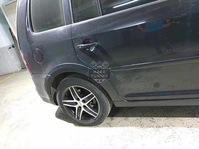 Накладка на арки Volkswagen Touran MK1 рестайлинг