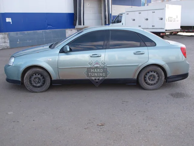 Накладки на пороги ST Chevrolet Lacetti