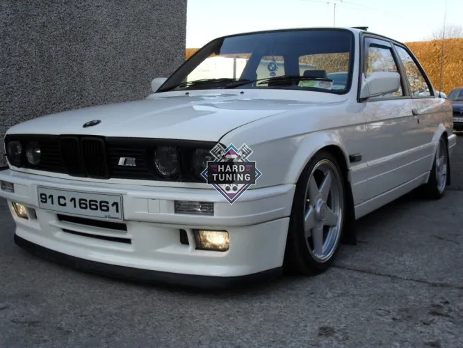 Обвес M-TECHNIK 2 BMW E30 купе 2 переход