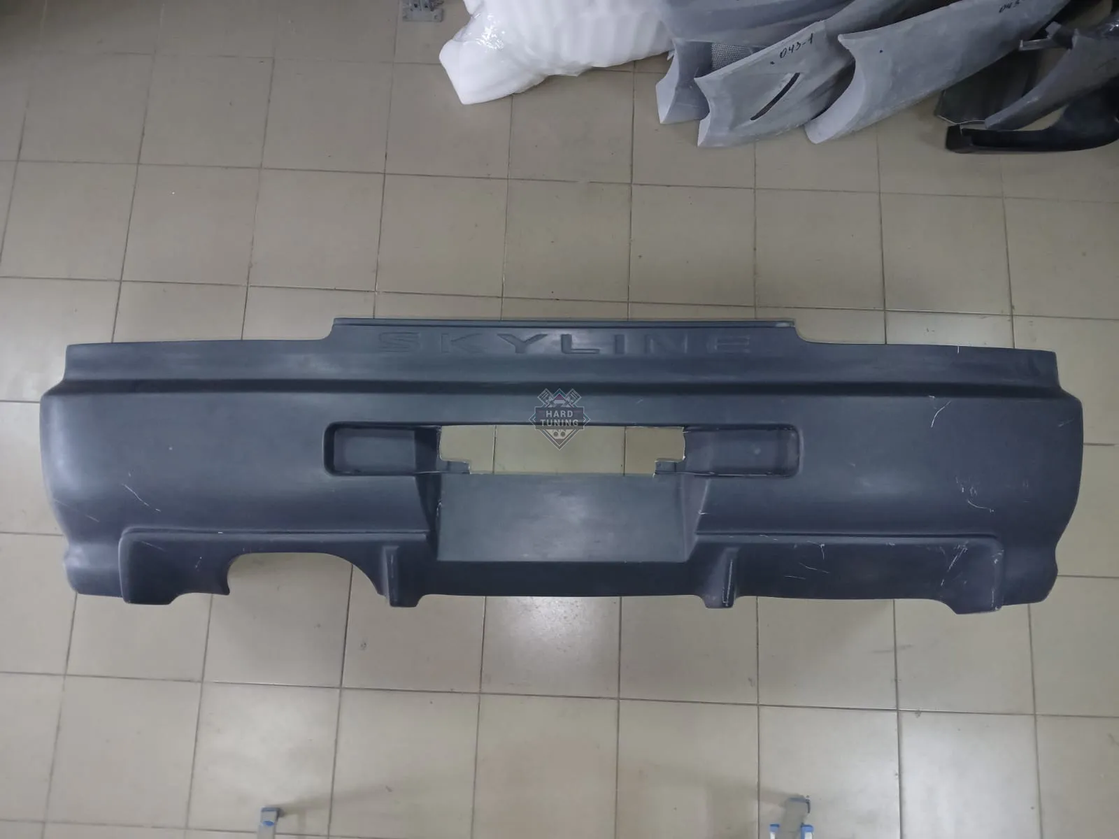Задний бампер GTR Japan Nissan Skyline R34 седан