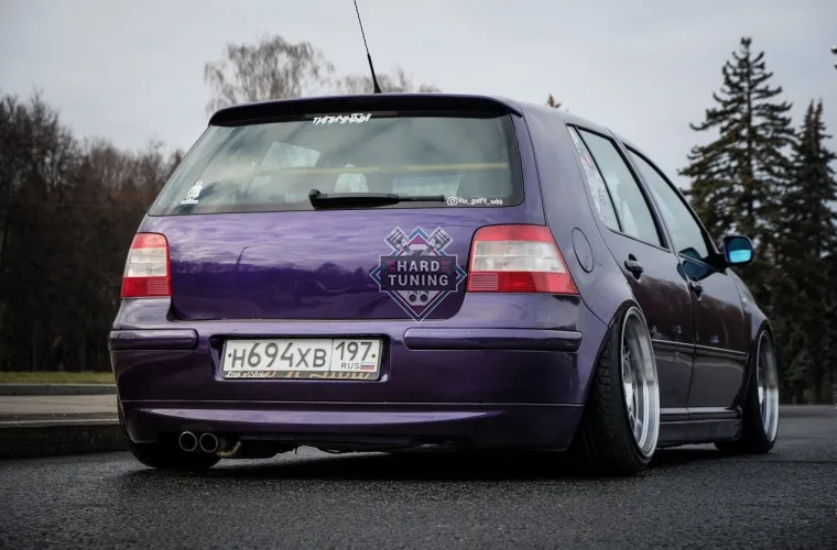 Накладка на задний бампер CSR Volkswagen Golf 4 без выхлопа