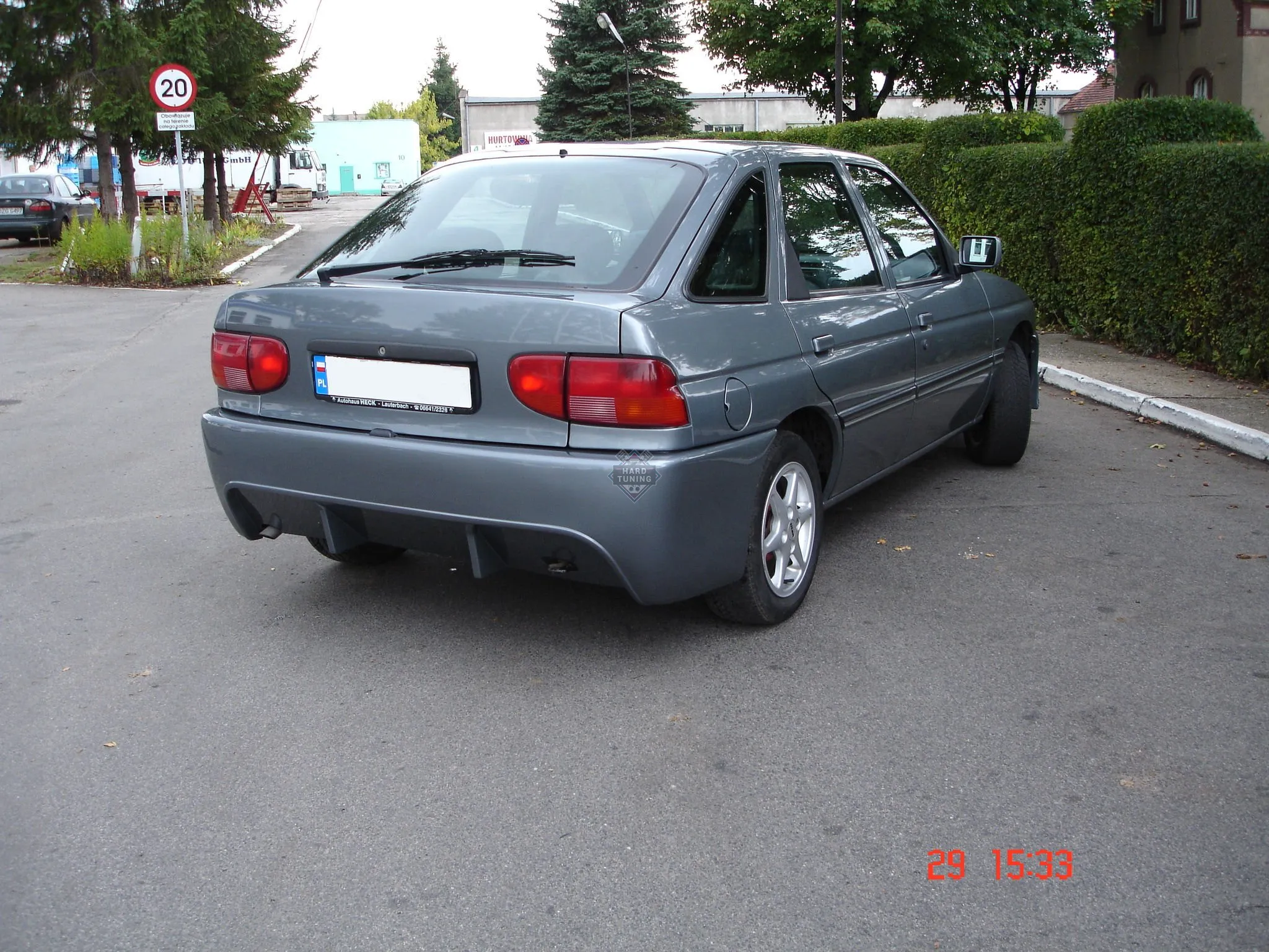 Задний бампер RIEGER 2 Ford Escort 1992-1996