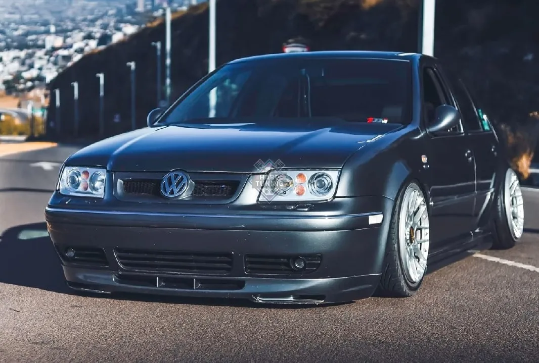 Накладка на передний бампер GLI Volkswagen Bora/Jetta 4