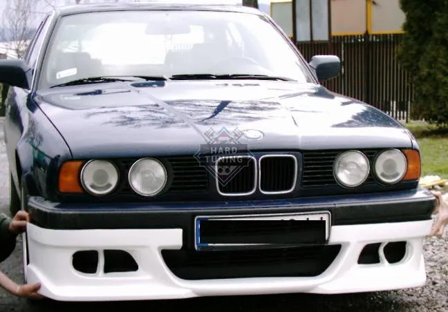 Накладка на передний бампер M-STYLE BMW E34