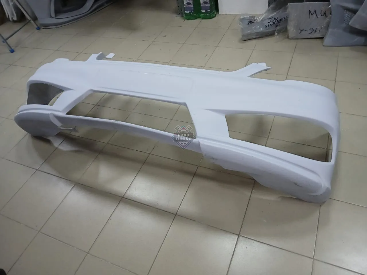 Передний бампер HT на Mercedes Vito/Viano (W639) рестайл