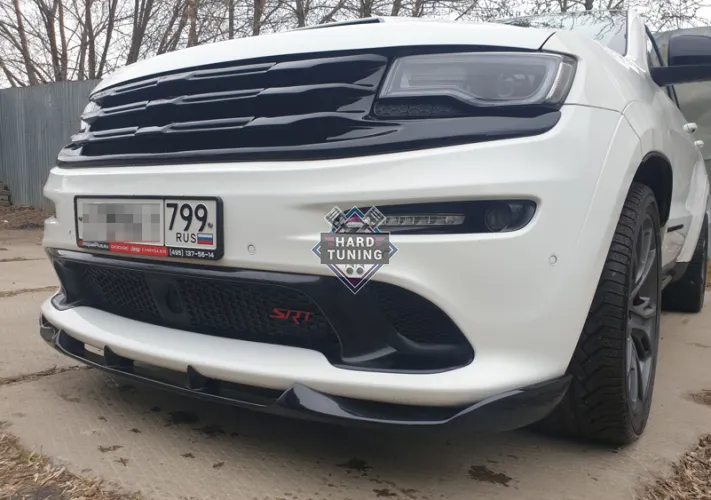 Сплиттер переднего бампера BLACKOPS Jeep Grand Cherokee WK2