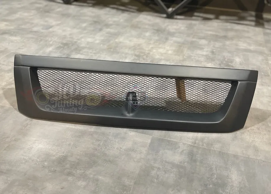 Решетка радиатора Syms Subaru Forester SF Дорестайлинг