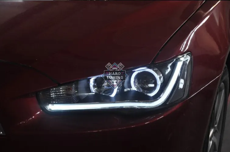 Передние фары AUDI R8 STYLE BLACK Mitsubishi Lancer 10