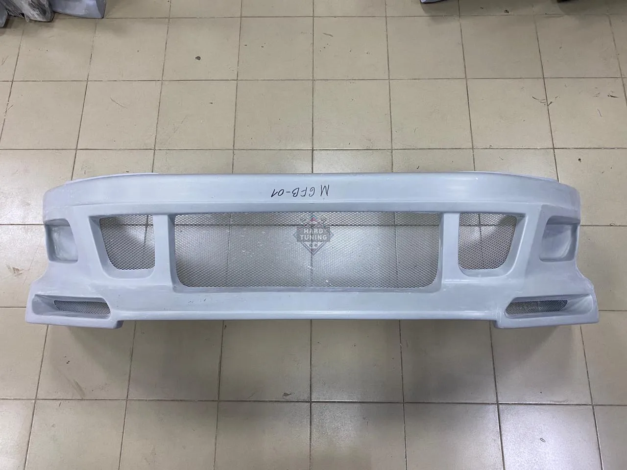Передний бампер DOLPHIN Mitsubishi Galant 8 Япония и Европа