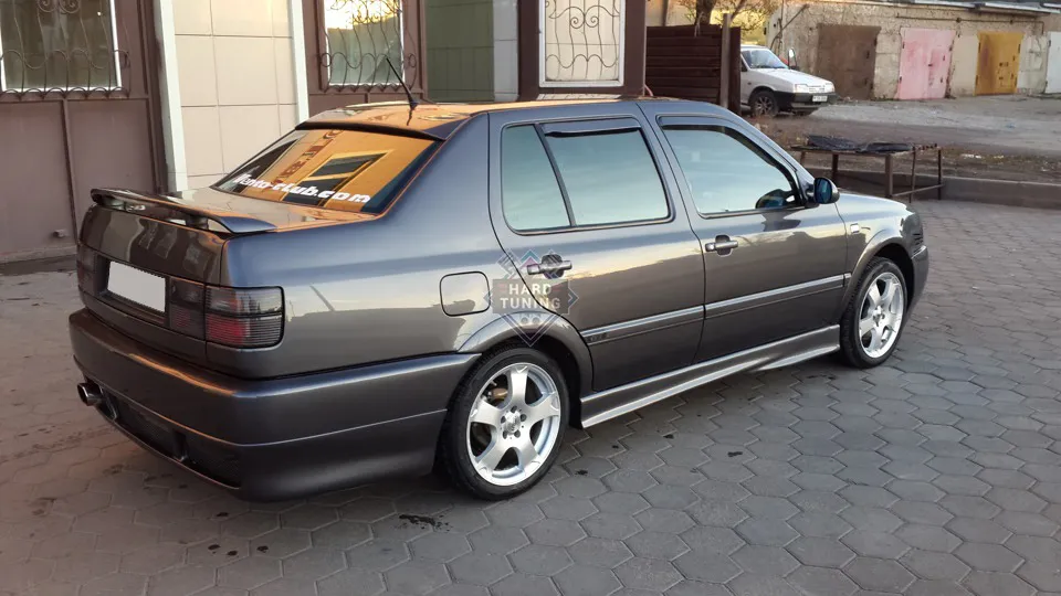 Накладки на пороги JOM Volkswagen Golf 3 / Vento