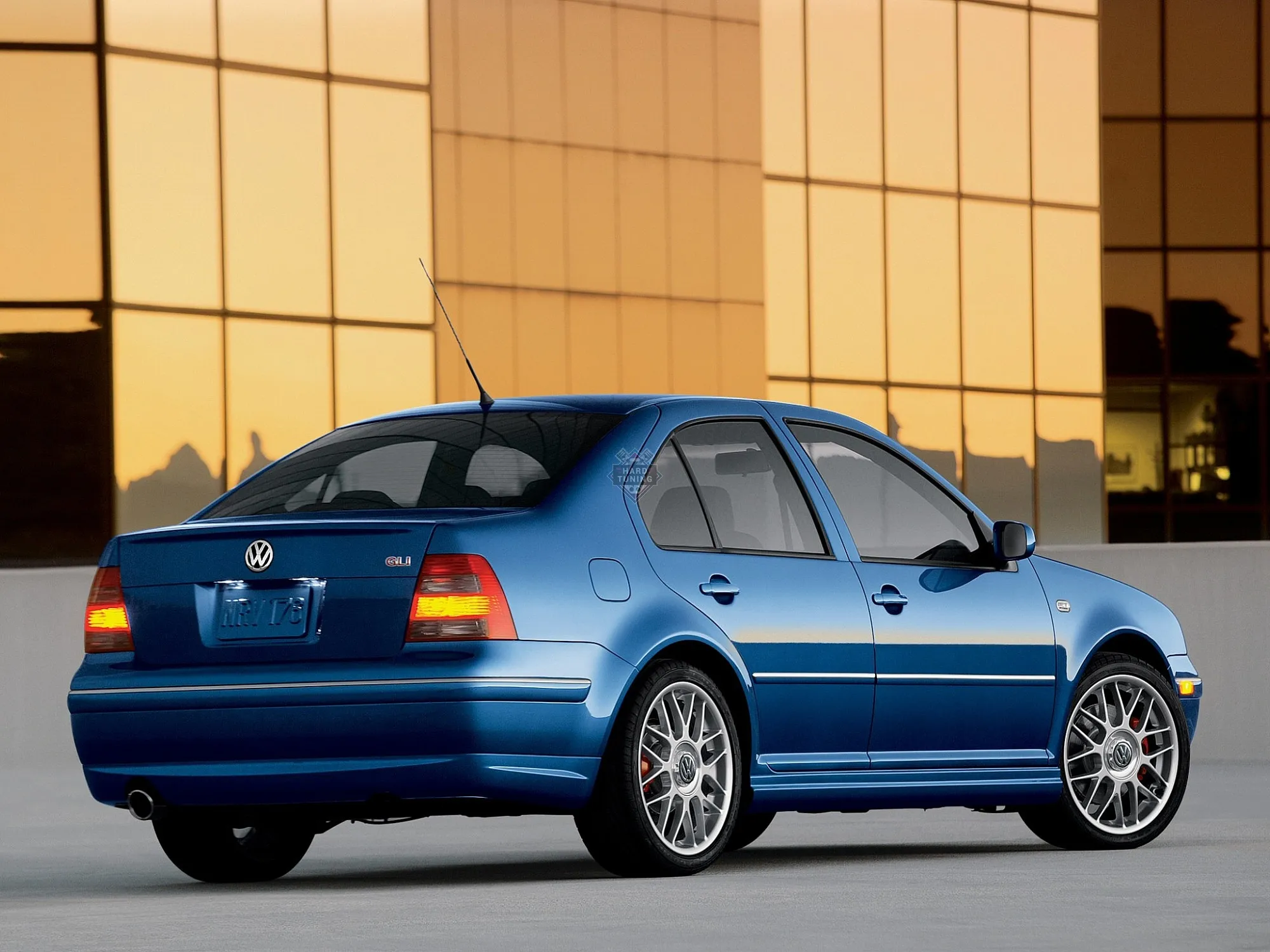 Накладки на пороги GLI Volkswagen Bora/Jetta 4