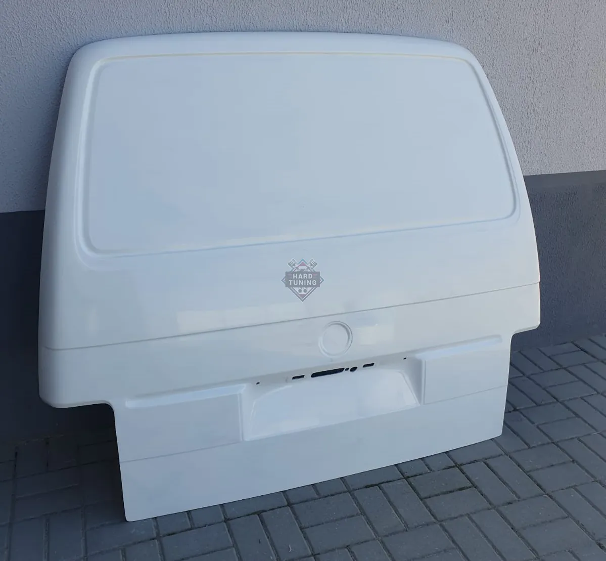 Задняя дверь хлопушка пластиковая штатная Volkswagen T4 глухая
