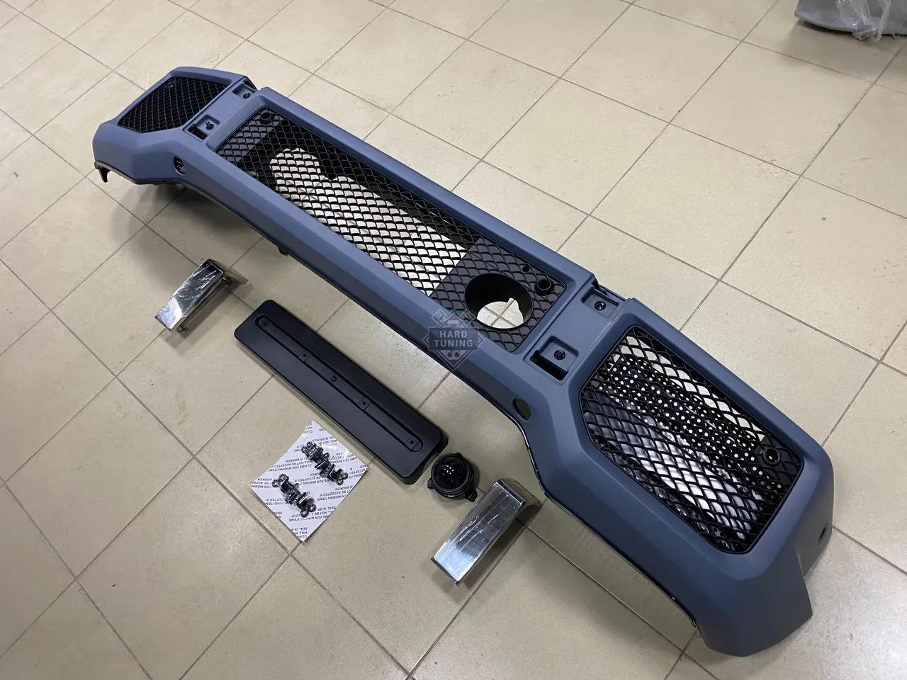 Передний бампер AMG 63 Mercedes G-Klasse (W463)