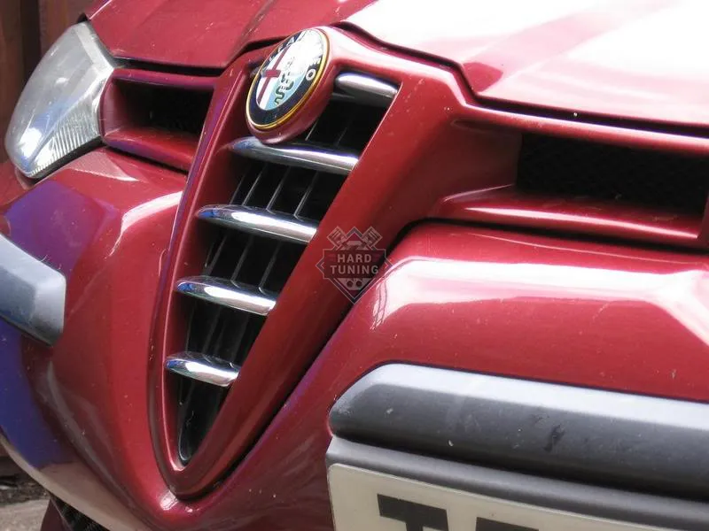 Решетка радиатора GT Alfa Romeo 156