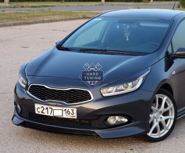 Накладка на передний бампер KIA CEED (JD) 2012-2015 Дорестайлинг