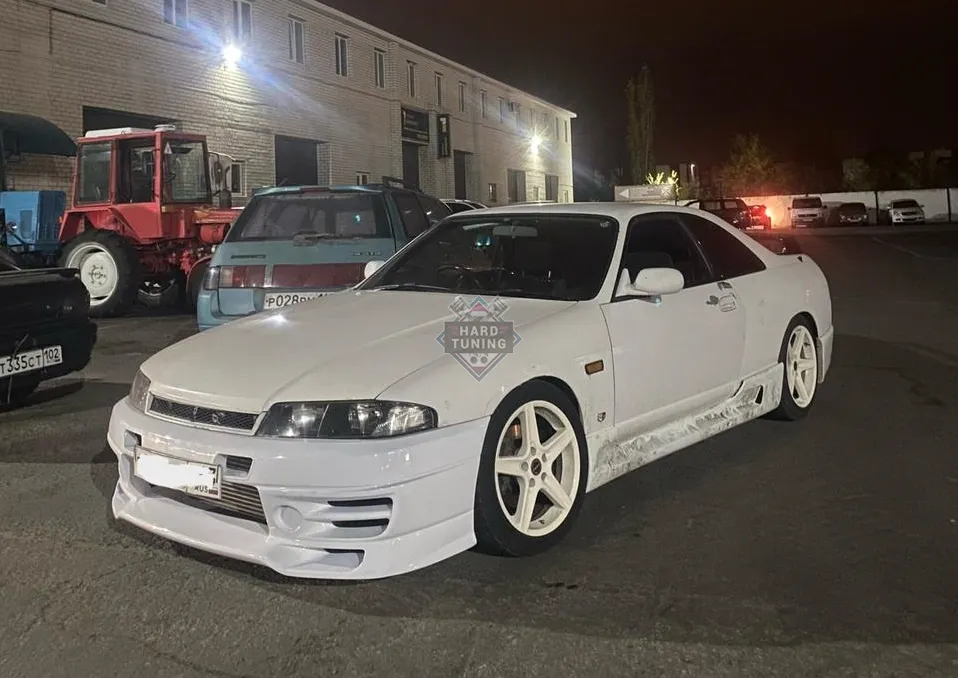 Передний бампер Trial Nissan Skyline R33