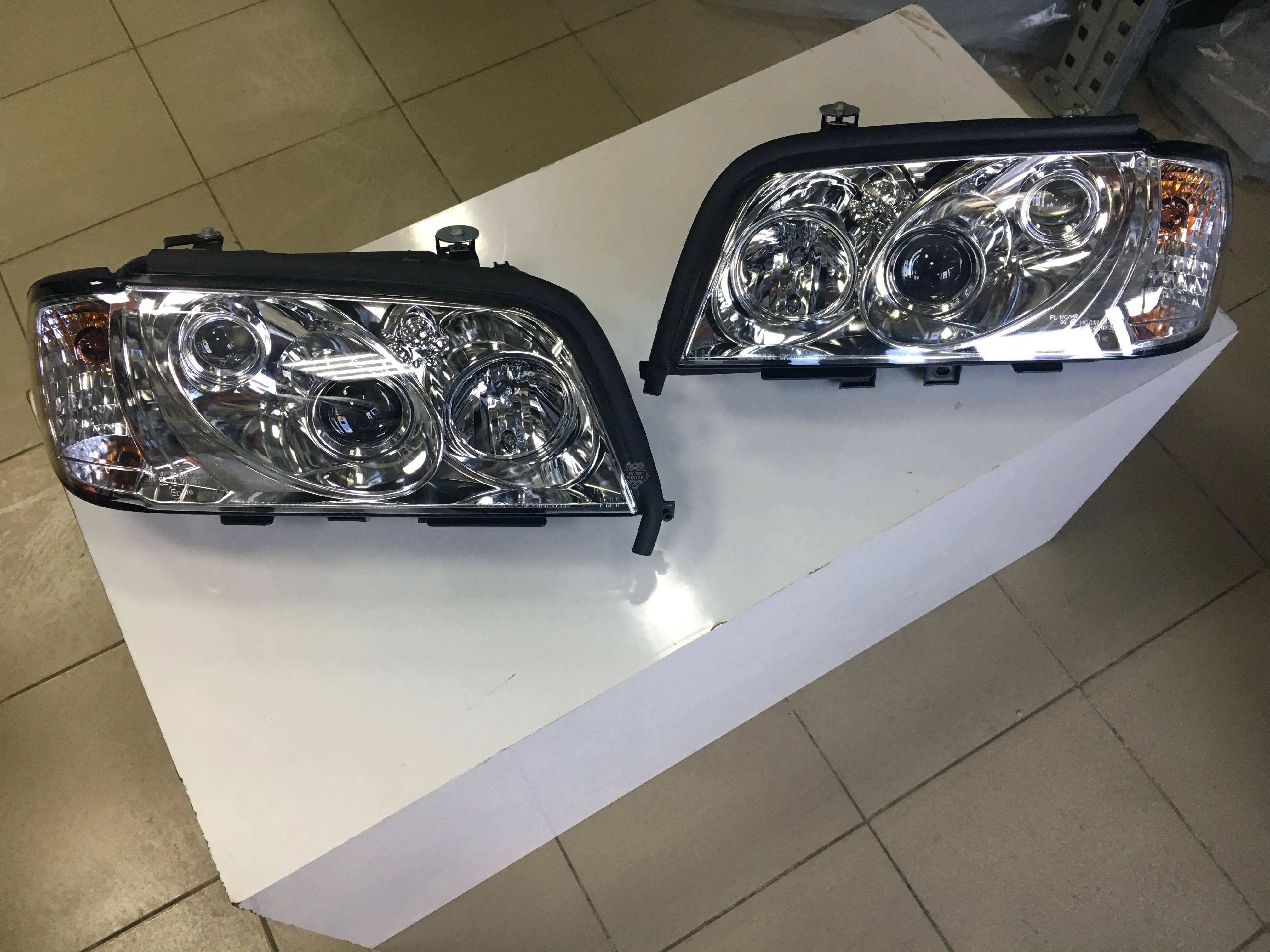 Передние фары Mercedes W202 C-Class (1993-2000) хром